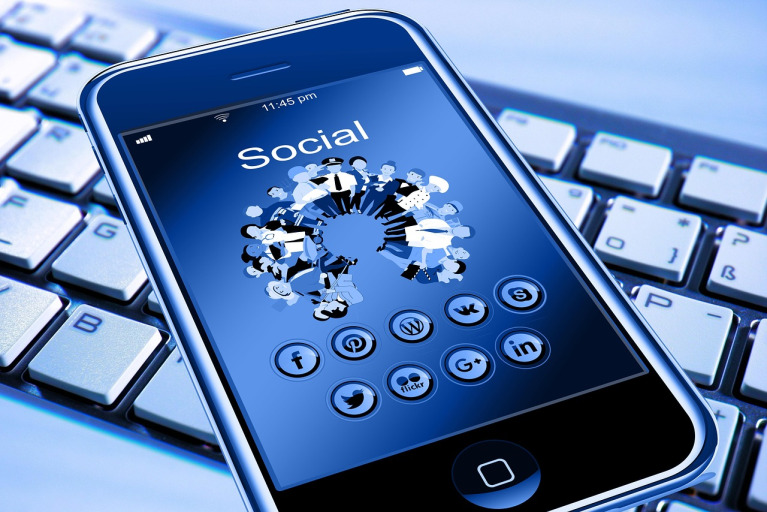 social media marketing concept